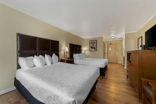 Best Western Plus Northwoods Inn image 29