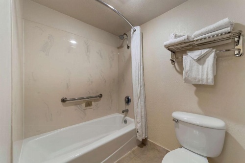 Best Western Plus Northwoods Inn image 37